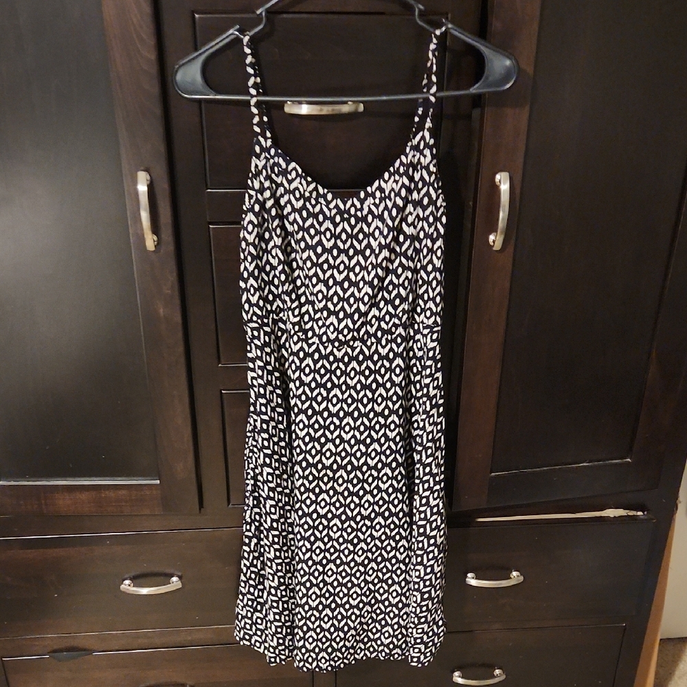 Old Navy Black and White Patterned Mini Dress